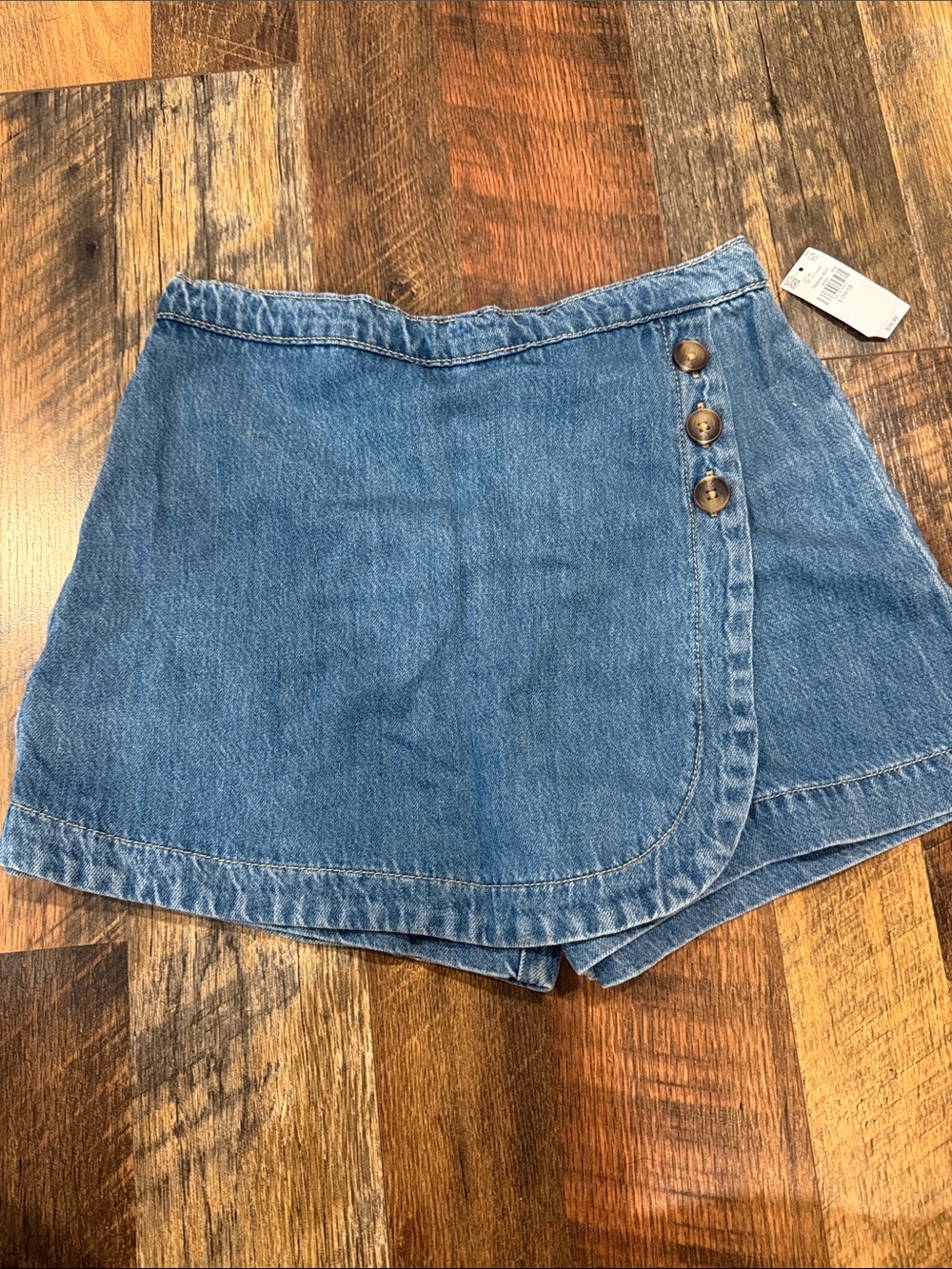 Old Navy Light Blue Denim Wrap-Style Skort with Button Accents